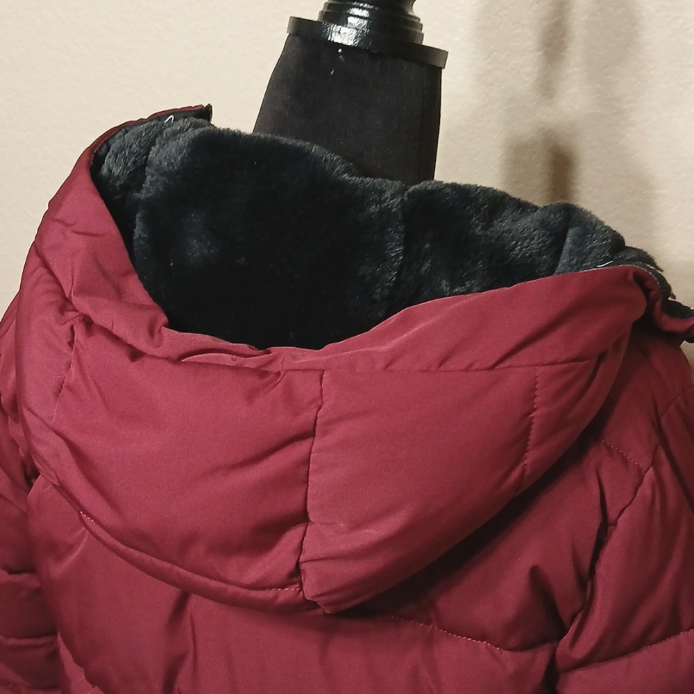 HOLLISTER PUFFER JACKET - Picture 7 of 10